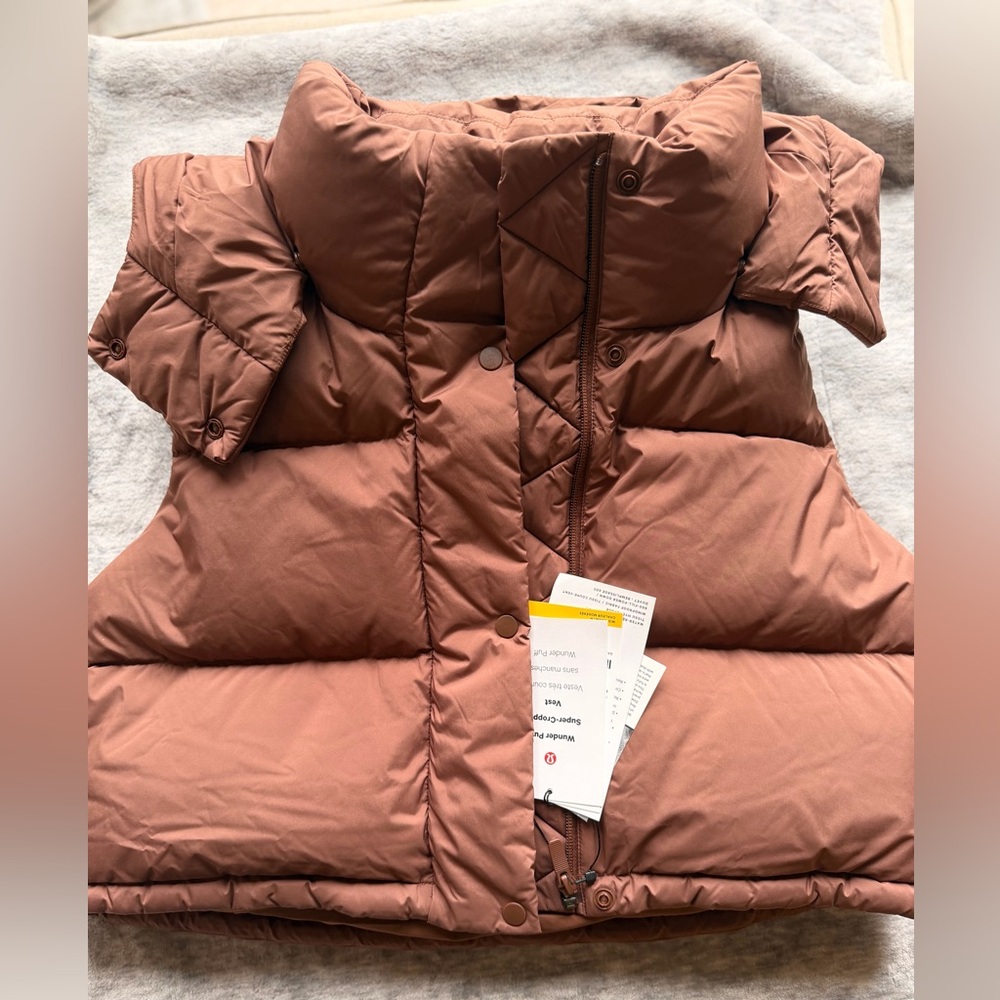 Lululemon Wunder Puff Super-Cropped Vest - Picture 2 of 4